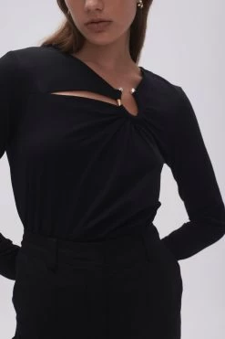 Terrain Metal Ring Long Sleeve -Aje 23AW1121 BLK 4 d836b51a 2e58 4f8e 9d59 8a193a6a54b0