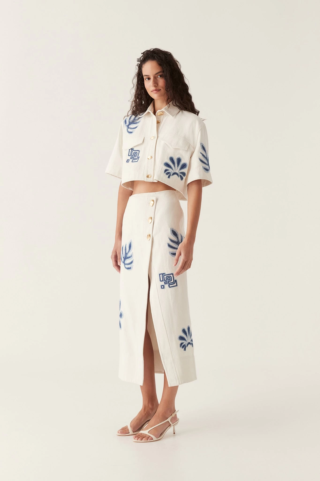 Esprit Embroidered Crop Top 7 Esprit Embroidered Crop Top - Image 7