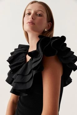 Transcendent Ruffle Top -Aje 23SS1445 BLK 4