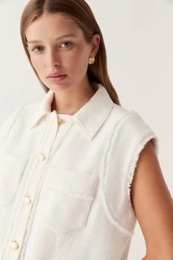 Frontier Oversized Vest -Aje 23SS2070 IVRY 4 b69d8cf7 7ce7 406c a367 b760c45801b7