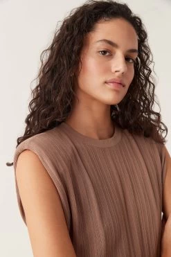 Seraphina Shoulder Pad Tank -Aje 24RE1483 CHOCBRN 1640