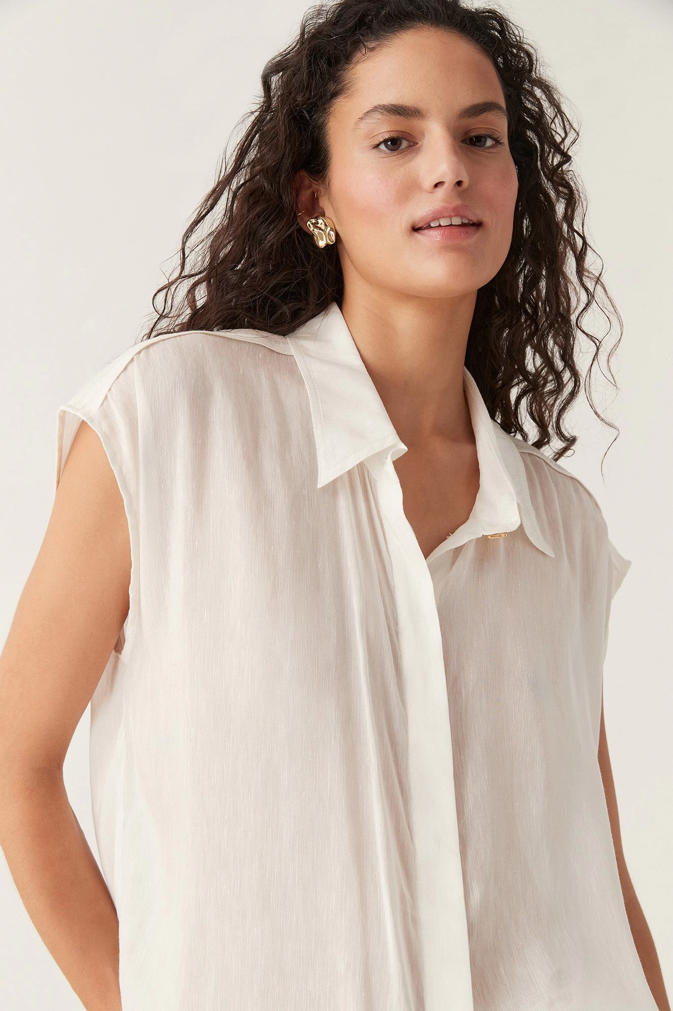 Solana Sleeveless Shirt 4 Solana Sleeveless Shirt - Image 4