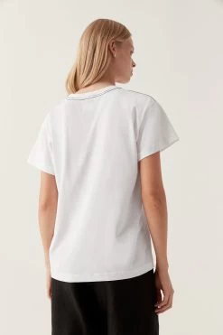 Zelle Embroidered Logo Tee -Aje 24RE1560 WHT BLK LG 6