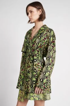 Serpentine Belted Jacket 12 Serpentine Belted Jacket -Aje S110 22AW2083 SerpentineBeltedJacket SnakeEffect 22273 Aje 0915