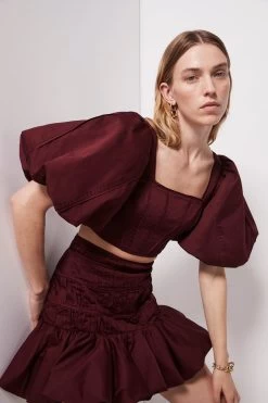 Sylvia Puff Sleeve Crop Top 12 Sylvia Puff Sleeve Crop Top -Aje S14 22SS1802 CHESTNUTREDSylviaPuffSleeveCroppedTop 22456 Aje 0819