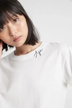 Cole Tee -Aje S24 21RE1206 ColeTee ColeTee 21830 Aje 0196 detailshot