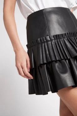 Kindred Tiered Mini Skirt -Aje S26 RecurrenceTieredMiniSkirt22SU4099 BLACK 22011 Aje 1463 detailshot