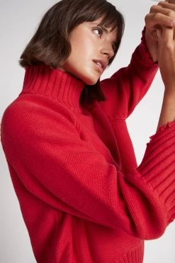 Anais Knit Turtle Neck Jumper -Aje S30 22SU1527 SCARLETRED AnaisKnitTurtleNeckJumper 22078 Aje 0156 detailshot