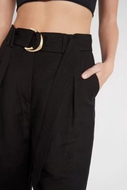 Evermore Wide Leg Pant -Aje S30 EvermoreWideLegPant 22SU3217 BLACK 22036 Aje 1027 detailshot
