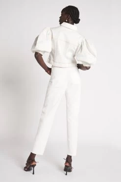 Bianca Denim Belted Jean -Aje S59 22SS3300 BiancaDenimBeltedJean WHITE 22052 Aje D1 2104