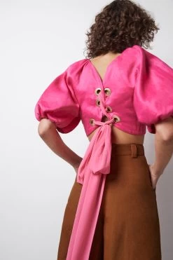 Admiration Lace-Up Cropped Top -Aje S62 22AW1666 MAGENTA AdmirationLace UpCroppedTop 22263 Aje 1456 detailshot