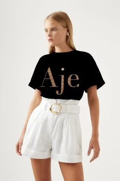 Maya Embroidered Tee