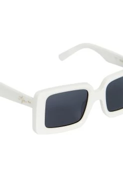 Aje X Local Supply The Square Sunglasses 10 Aje X Local Supply The Square Sunglasses -Aje SQUARE WHITE 3 detailshot